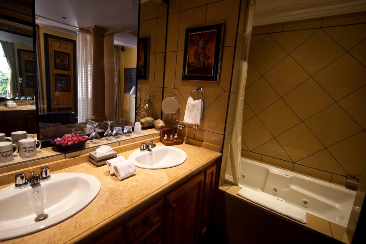 Zephyr Palace Luxury Hotel Jacó Extérieur photo