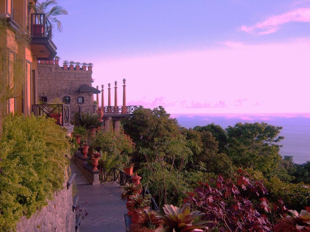 Zephyr Palace Luxury Hotel Jacó Extérieur photo