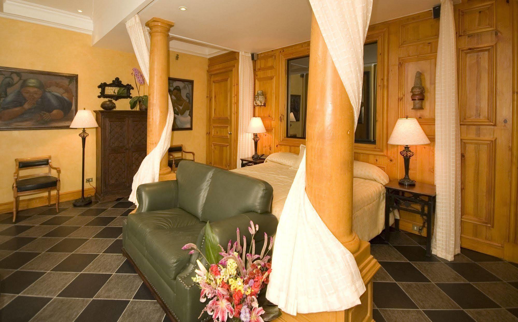 Zephyr Palace Luxury Hotel Jacó Extérieur photo