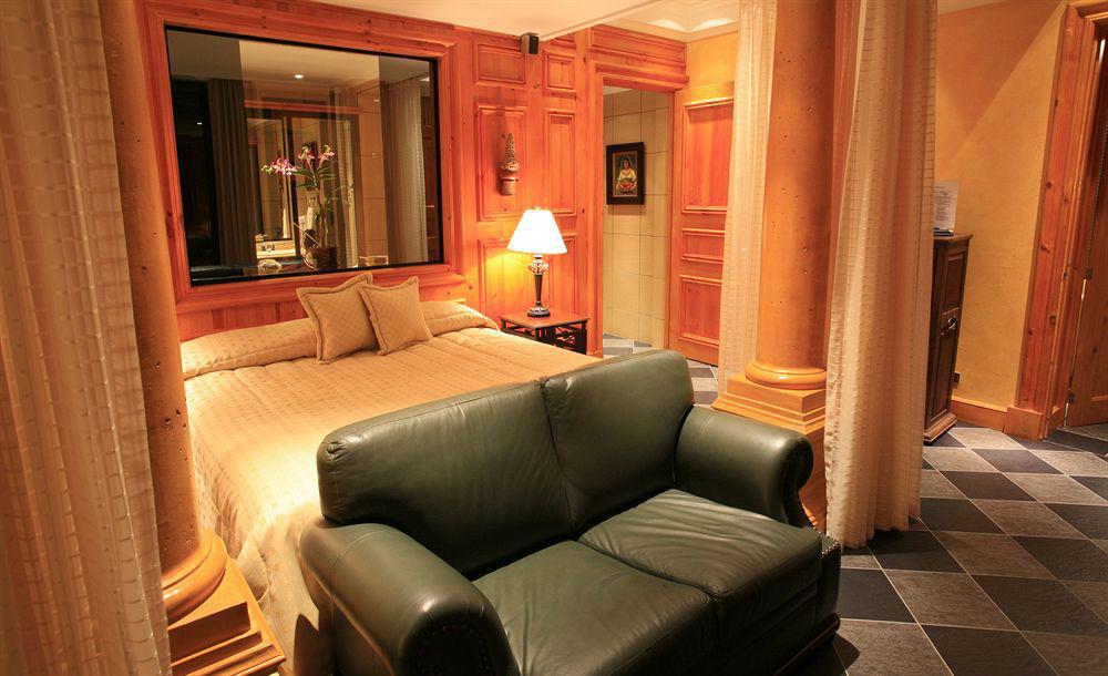 Zephyr Palace Luxury Hotel Jacó Extérieur photo